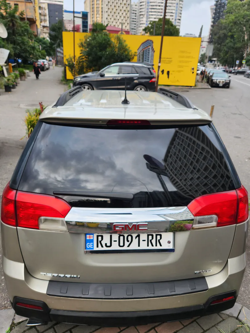GMC Terrain SLE AWD 4×4 — photo 4