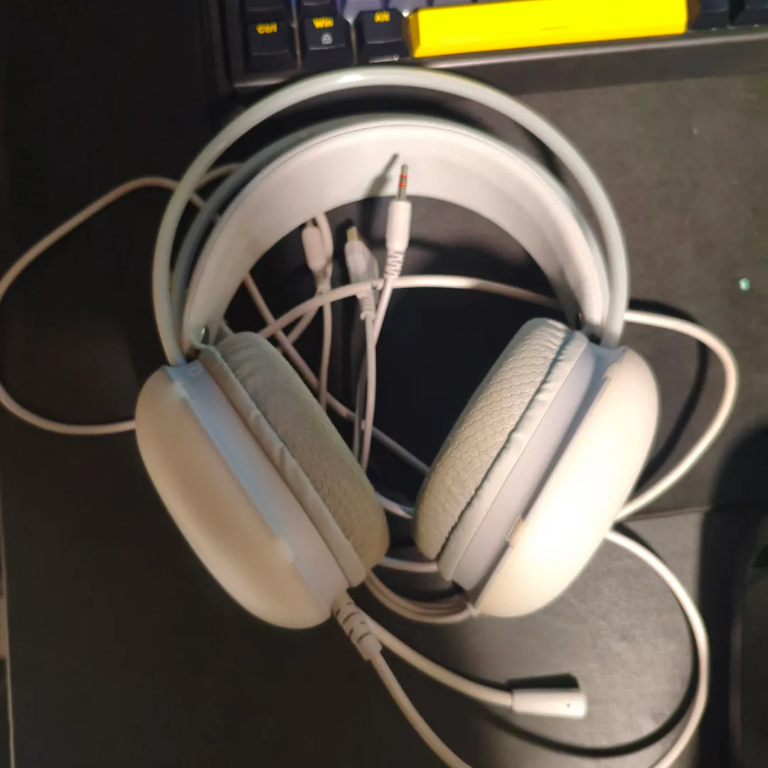 gaming headset — photo 2