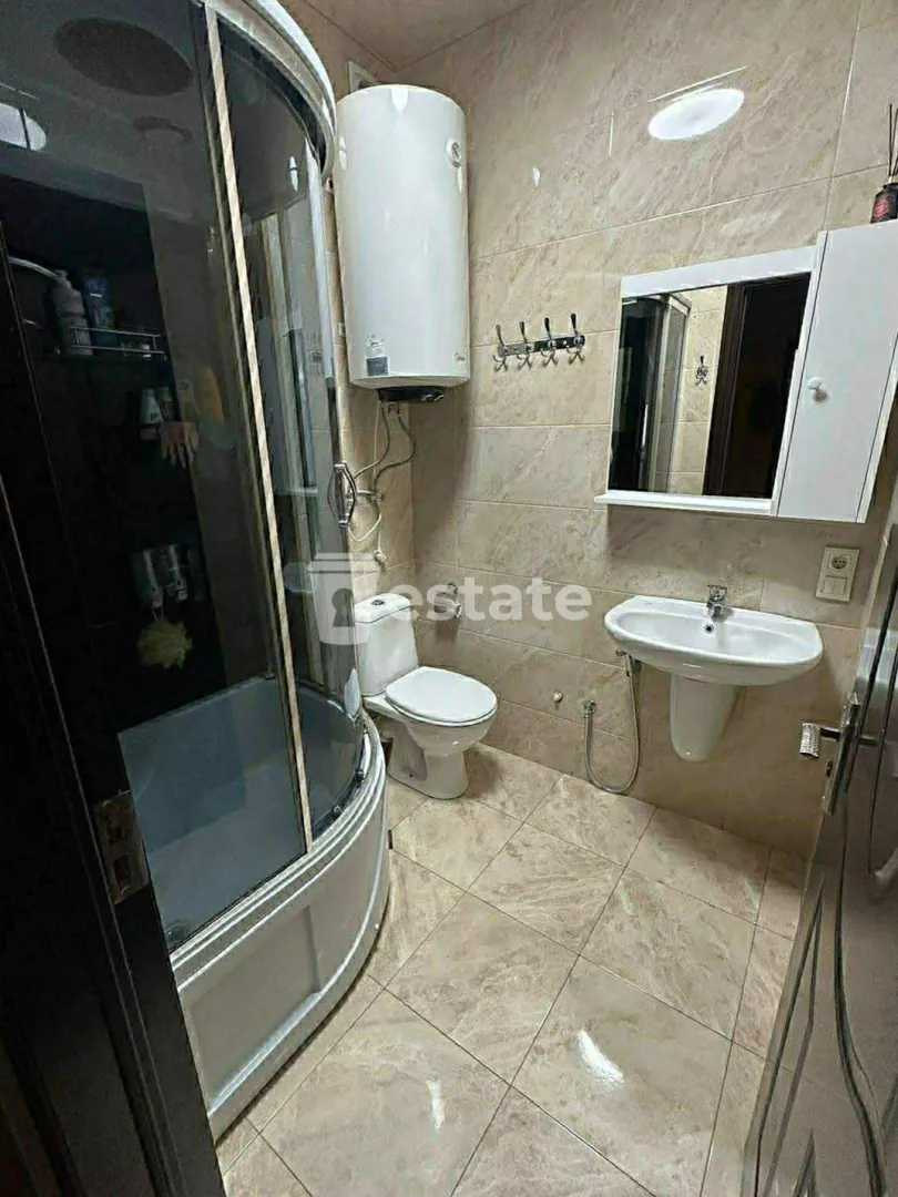 Selling a comfortable 2+1 in old Batumi — photo 6