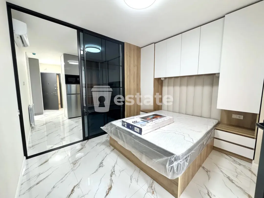 Spacious studio for rent on Heroes Alley — photo 2