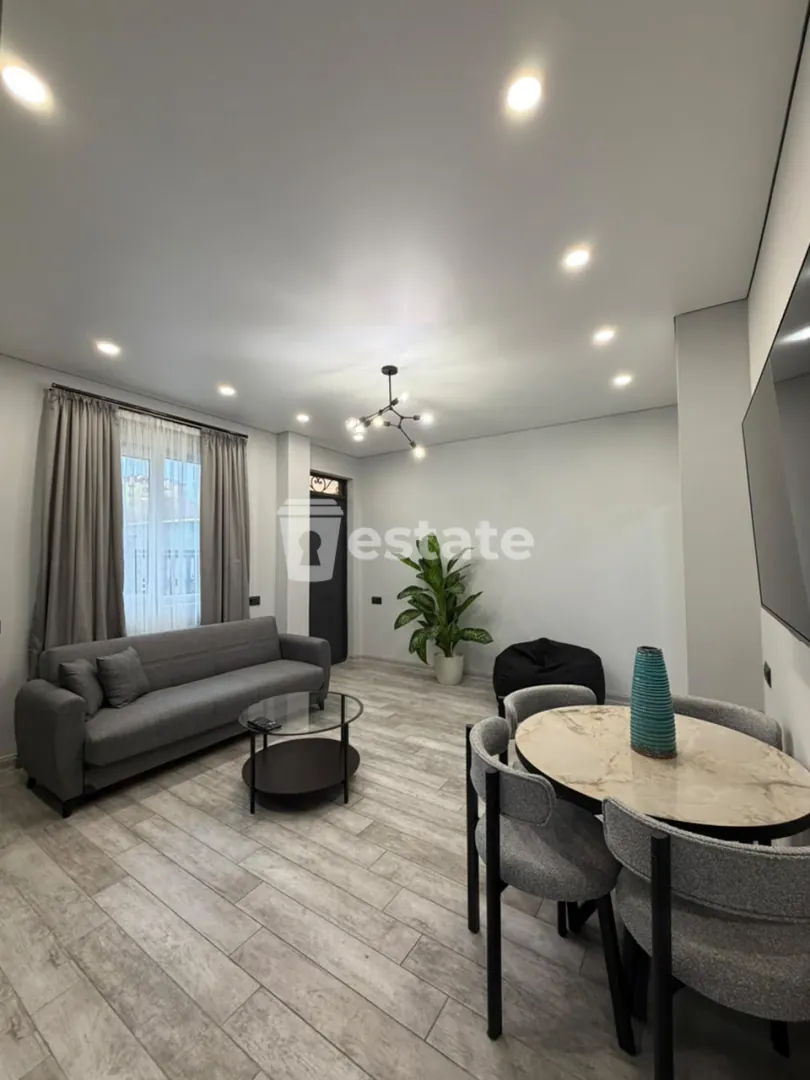 Renting spacious 2+1 (1st floor of a private house) — photo 1