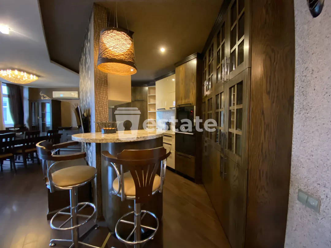 Selling spacious 2+1 apartment — photo 3