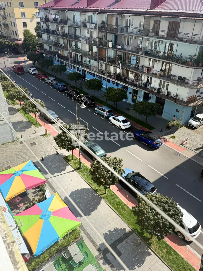 Selling a cozy 1+1 near Park 6 May — photo 9