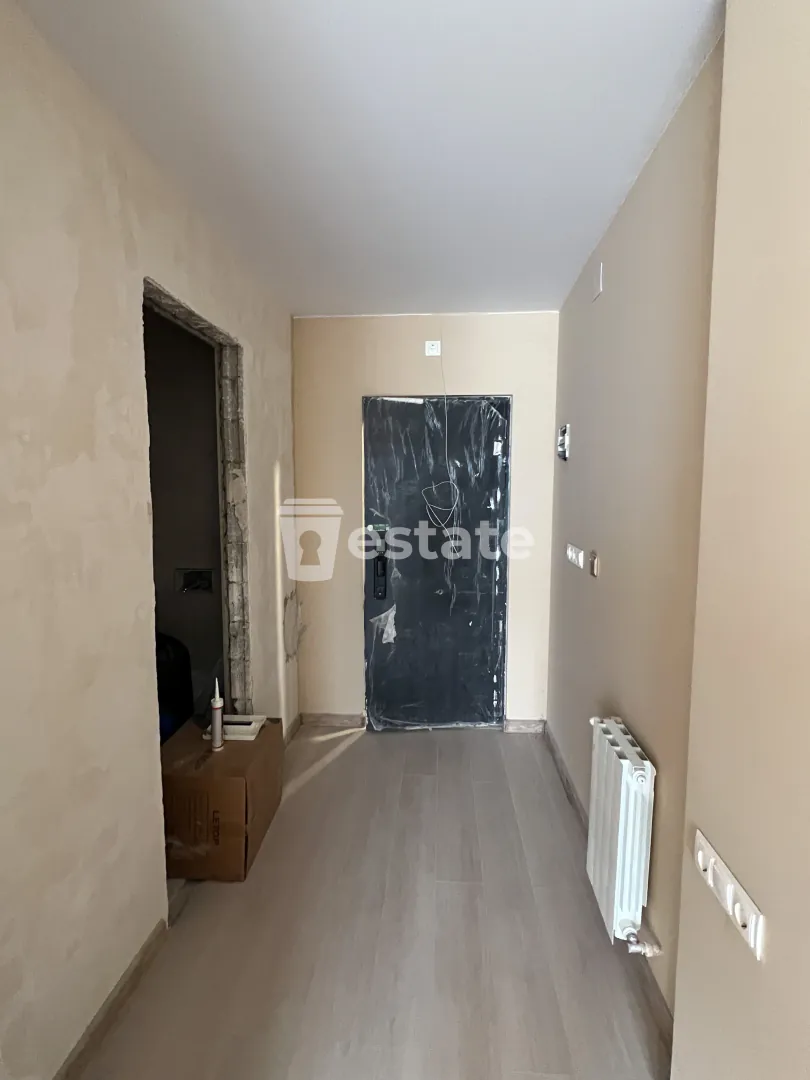 Selling a new studio on Heroes Alley — photo 6