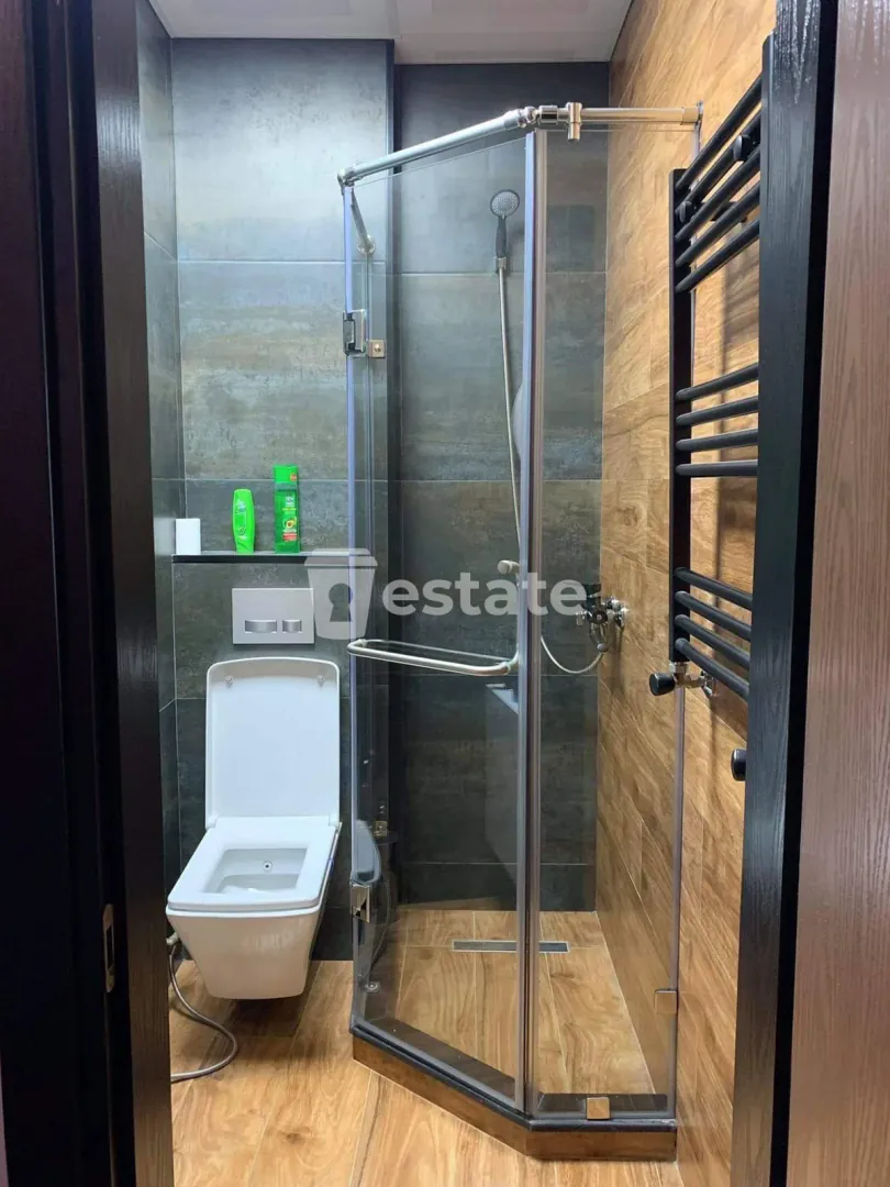 Renting out a modern studio in the center of Batumi — photo 5