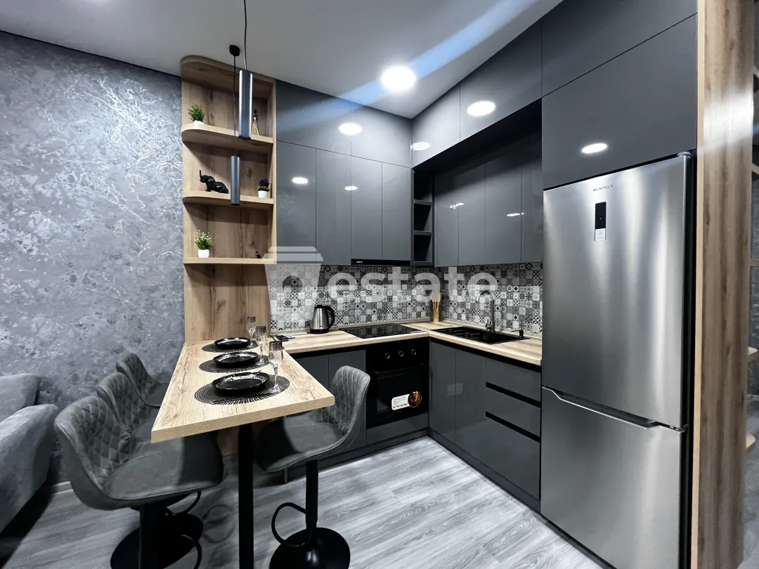 Selling a freshly renovated 1+1 apartment on the New Boulevard — photo 3