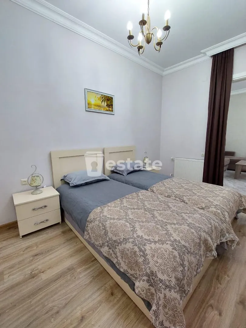 Сдам просторную 2+1 в старом Батуми — photo 6