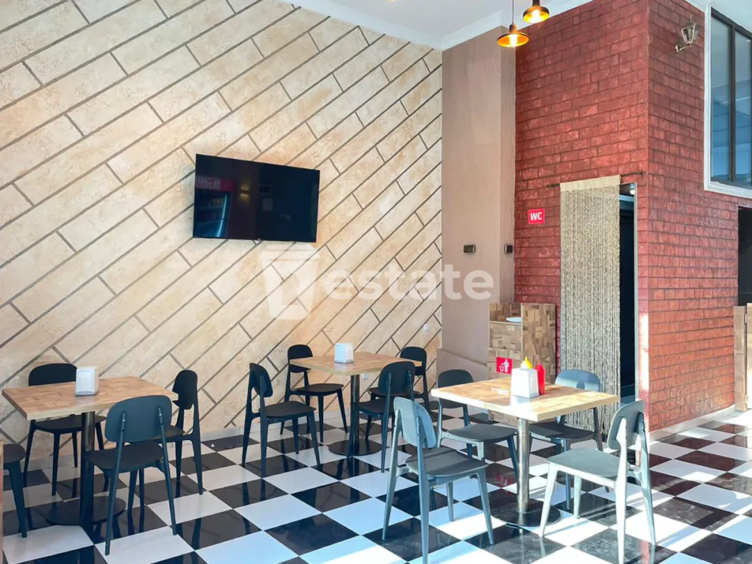 For rent: Spacious commercial premises (food service) — photo 2