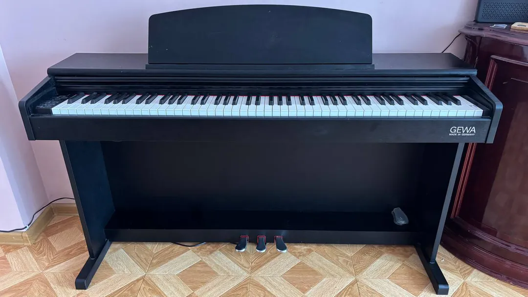 Piano Geva DP 300 — photo 1