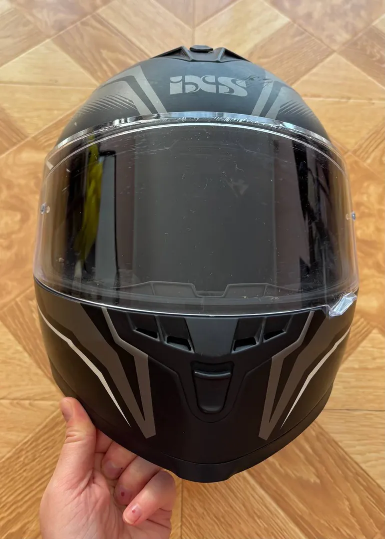 Motorcycle helmet — photo 7