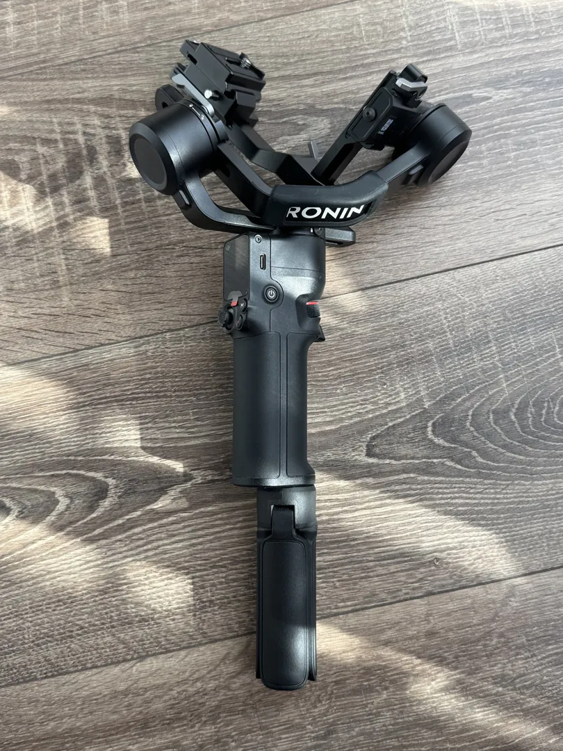 DJI RS3 Mini Gimbal Stabilizer — photo 4