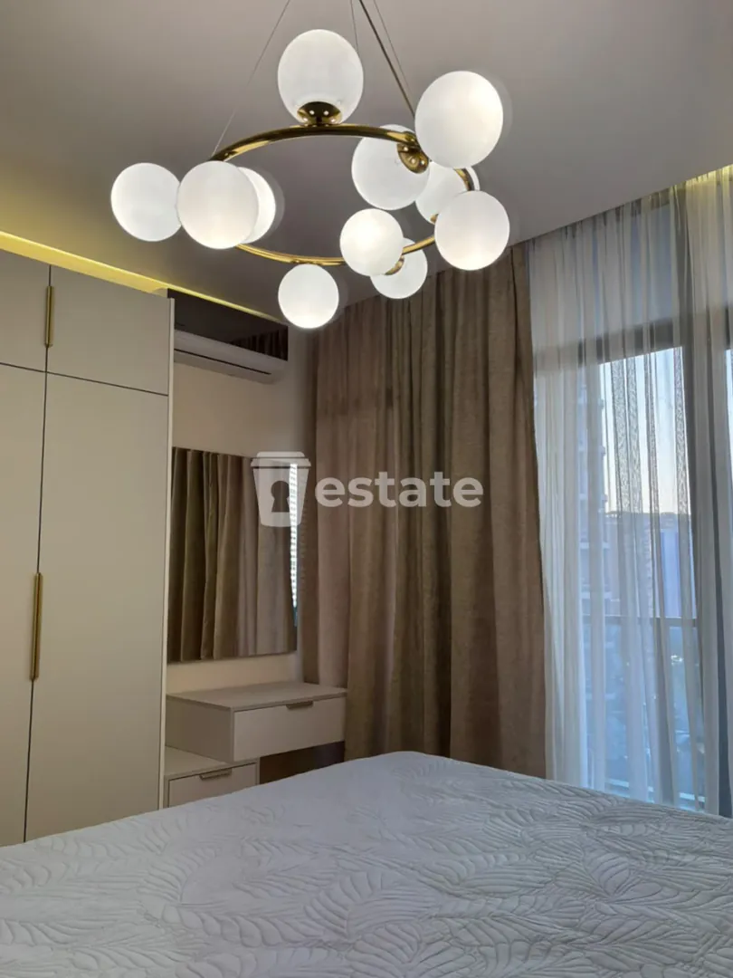 Stylish studio for rent on Heroes Alley — photo 2