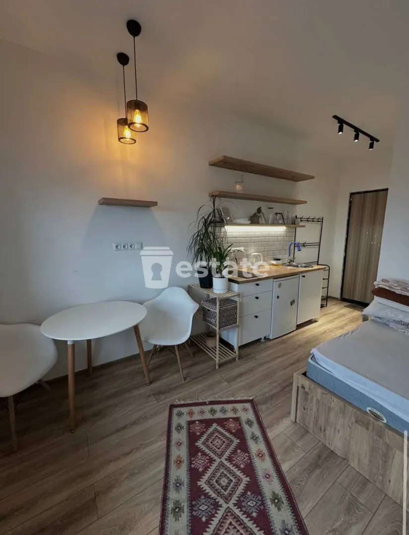 Comfortable studio for rent near Heroes Alley — photo 2