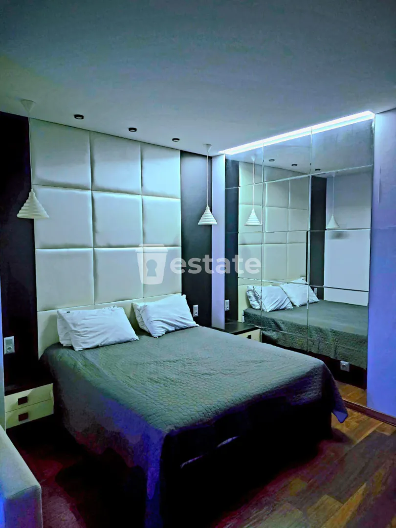 Spacious studio for rent in Porta Tower — photo 4