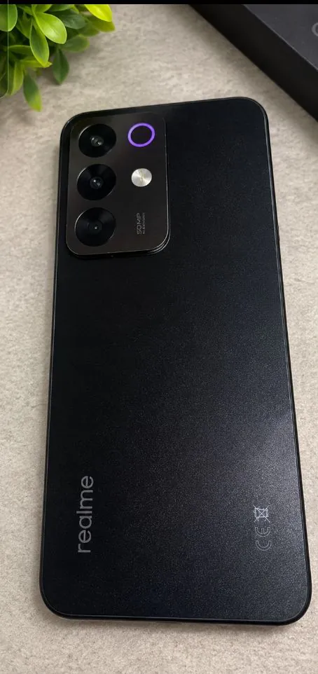 Realme C85 — photo 2