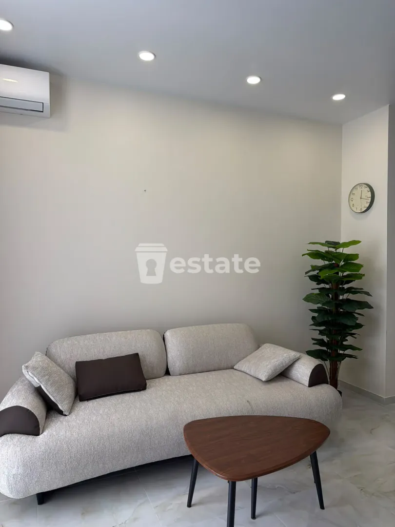 Modern 1+1 apartment for rent on the new boulevard — photo 2