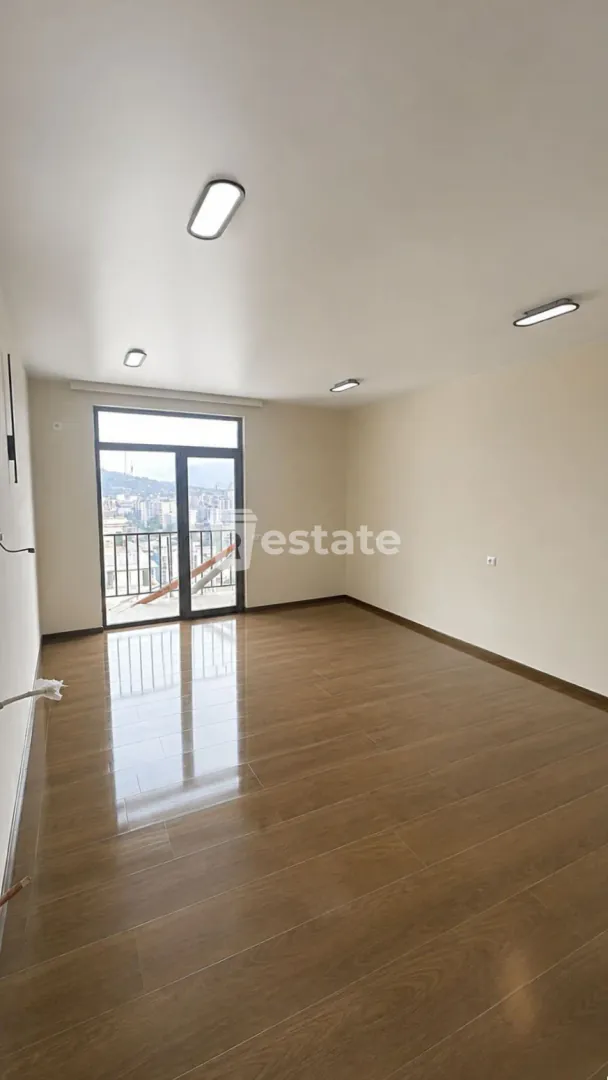 Selling a new studio near Dynamo Stadium — photo 1