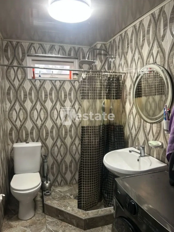 Selling private houses and commercial property in old Batumi — photo 7