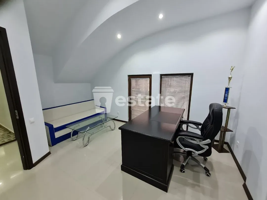 Renting out spacious commercial premises (office) — photo 2