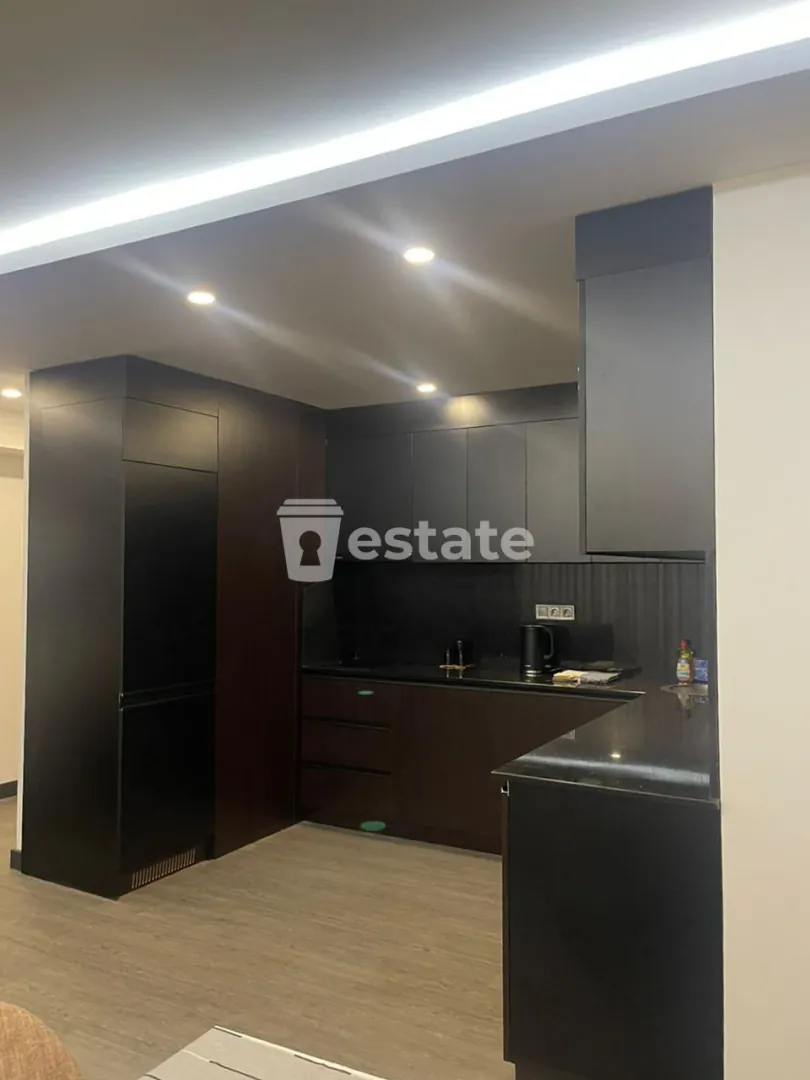 Renting out a modern 1+1 on New Boulevard — photo 3