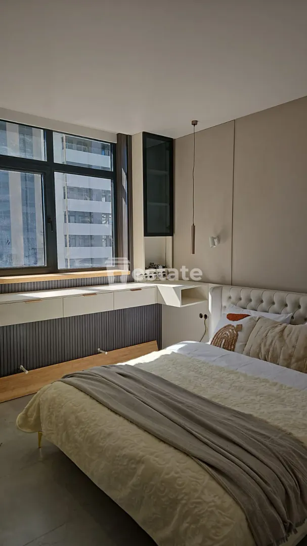 Selling a bright 2+1 apartment on Heroes Alley — photo 4
