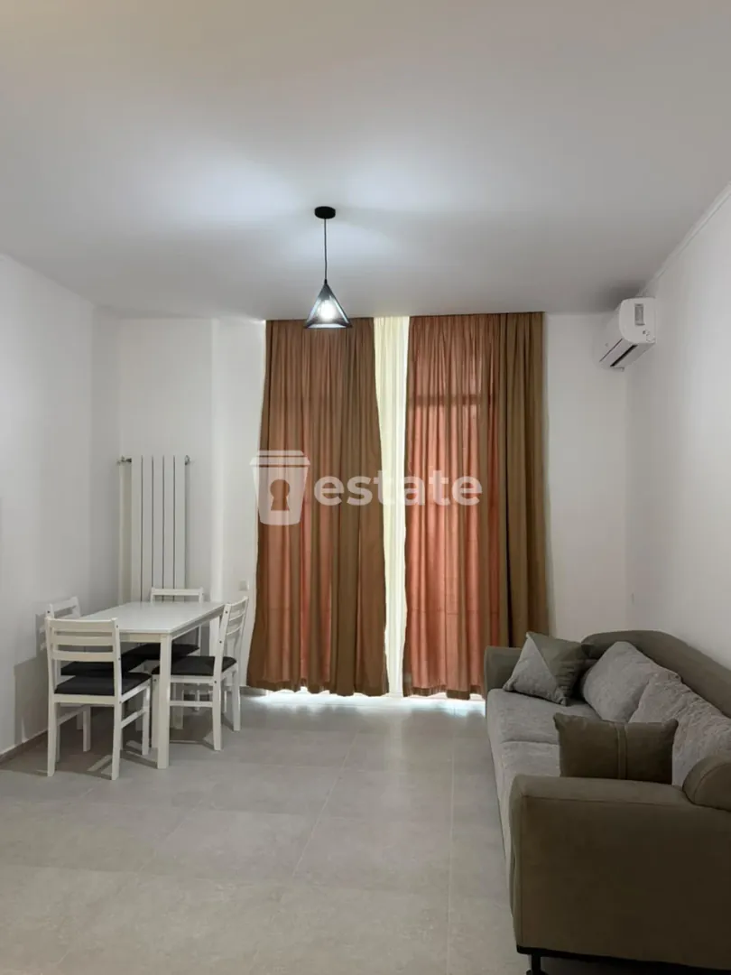 Renting out a fresh 1+1 apartment on New Boulevard — photo 1