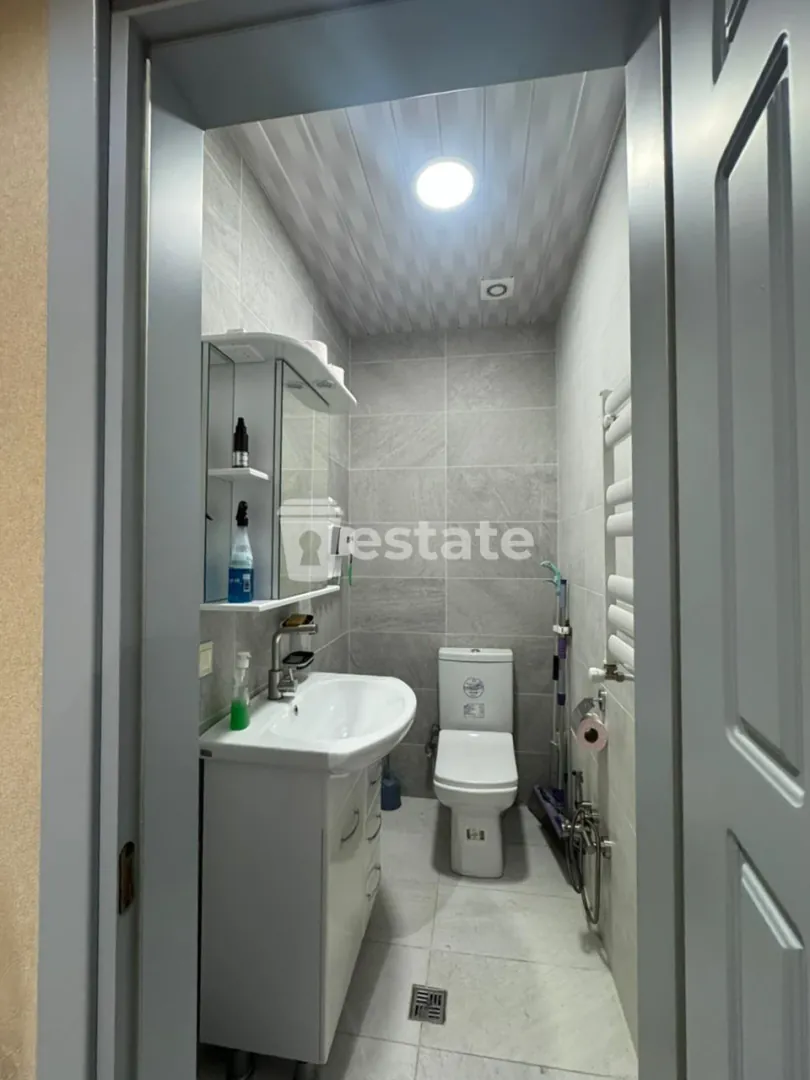Selling fresh 2+1 apartment near old Batumi — photo 9