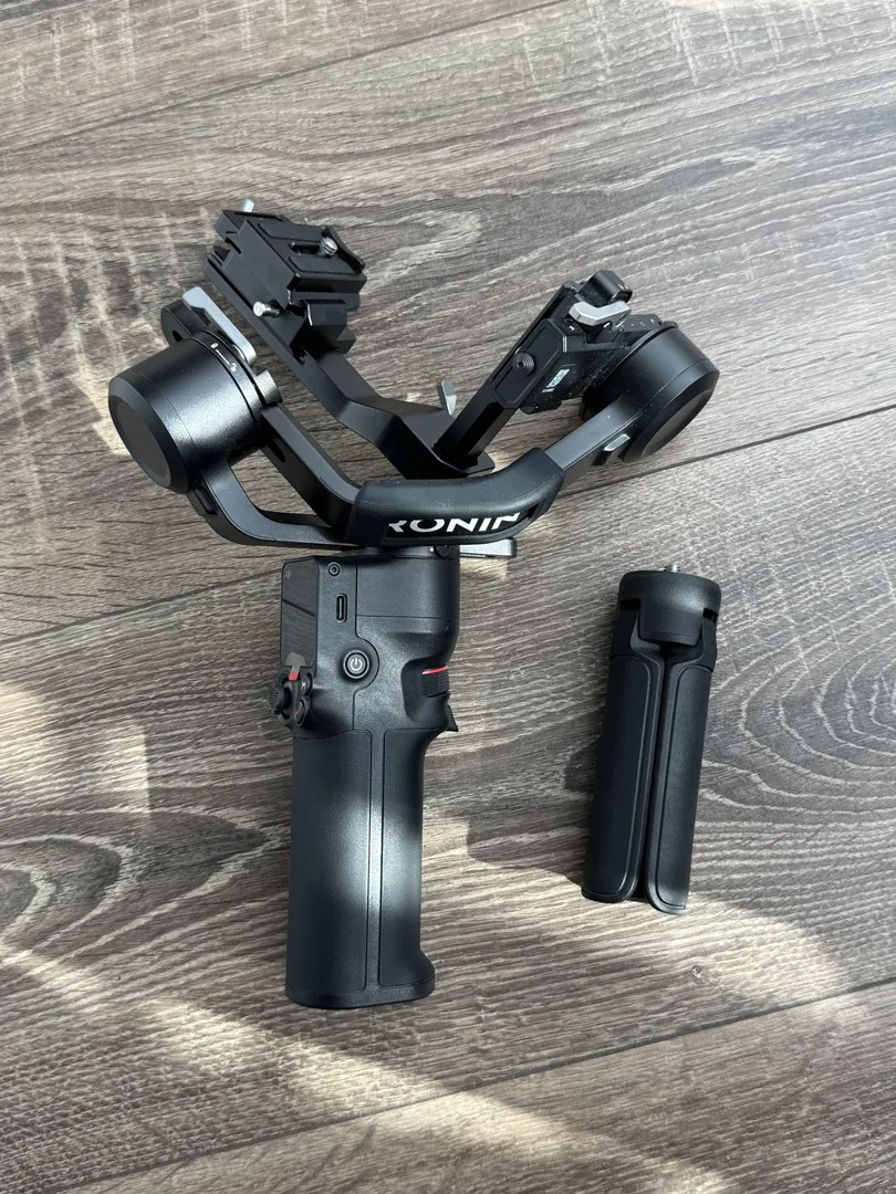DJI RS3 Mini Gimbal Stabilizer — photo 1