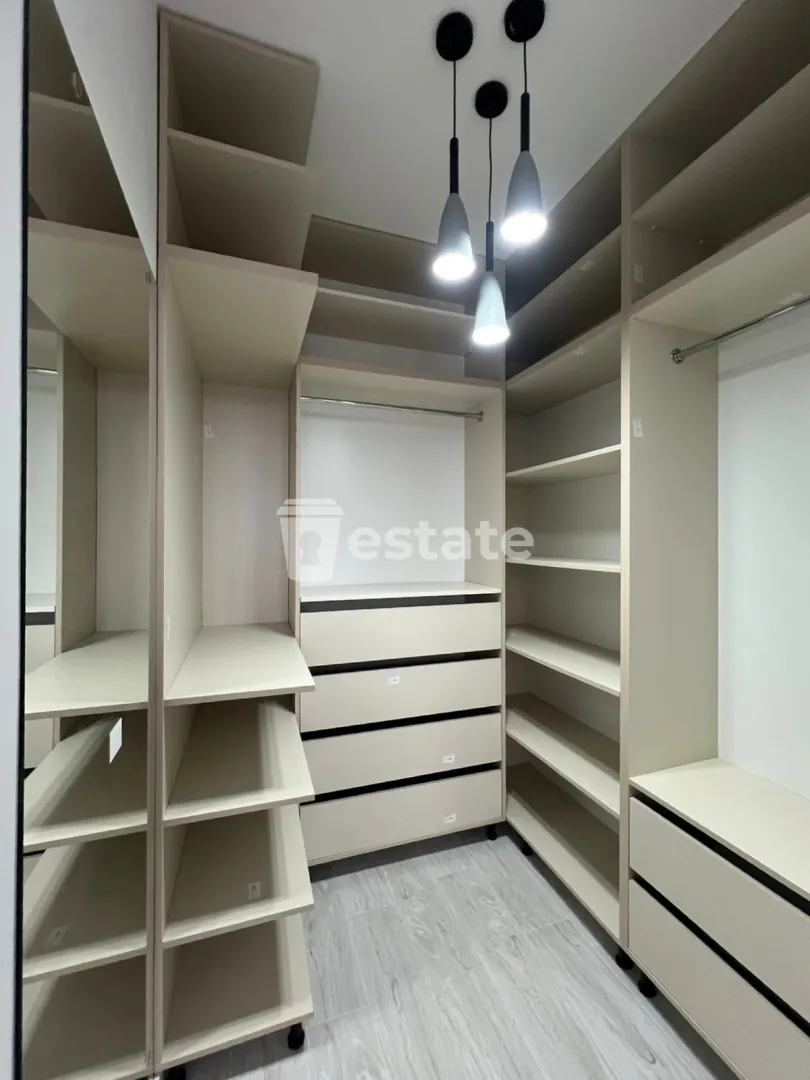 Selling a spacious 3+1 apartment — photo 8