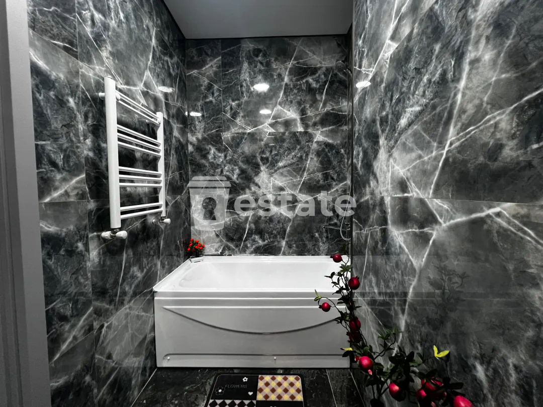 Selling a freshly renovated 1+1 apartment on the New Boulevard — photo 8