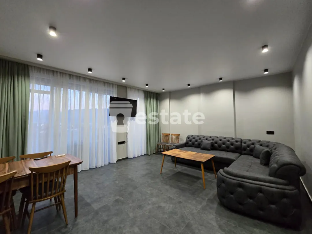 Renting out a modern 1+1 apartment on New Boulevard — photo 1