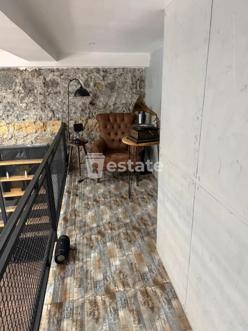 Commercial space for rent in old Batumi — photo 6