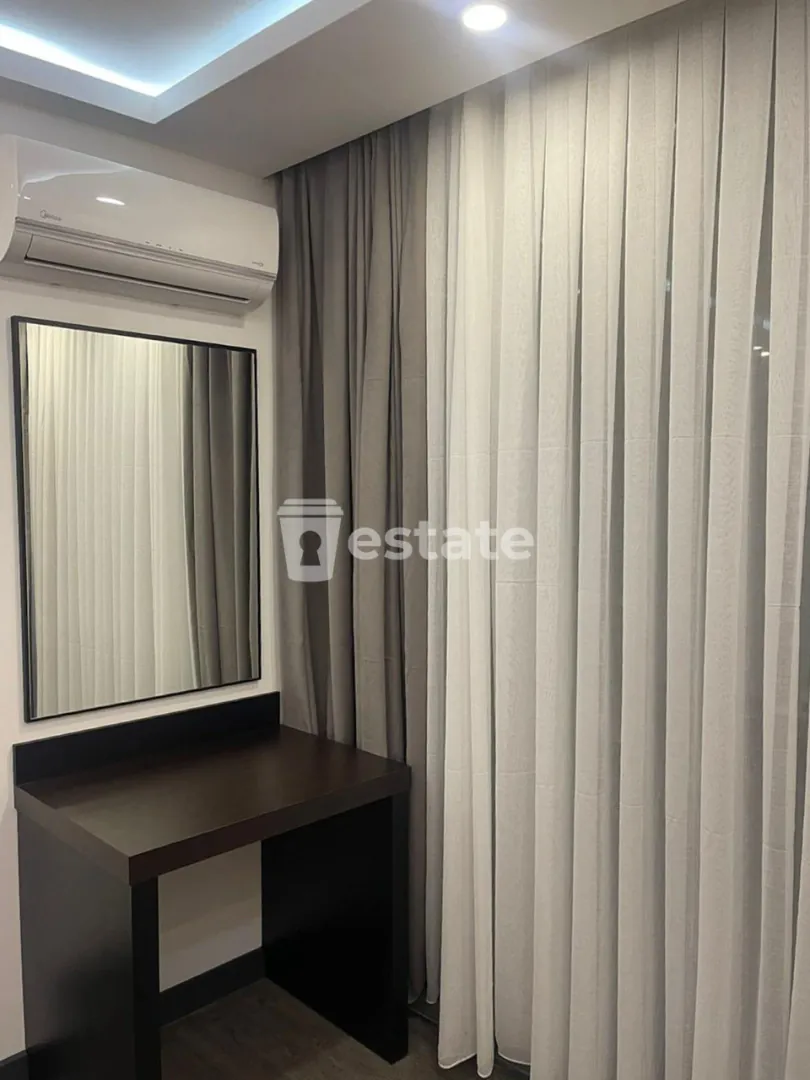 Renting out a modern 1+1 on New Boulevard — photo 7
