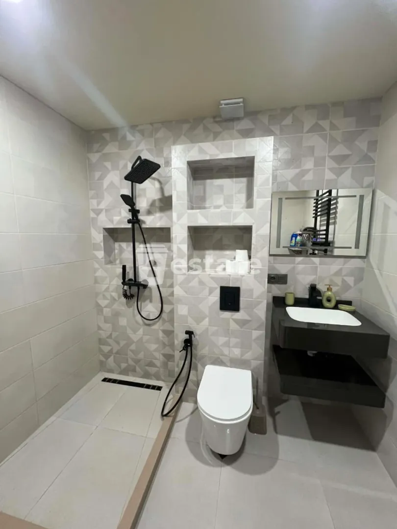 Comfortable 2+1 apartment for rent near Old Batumi — photo 9