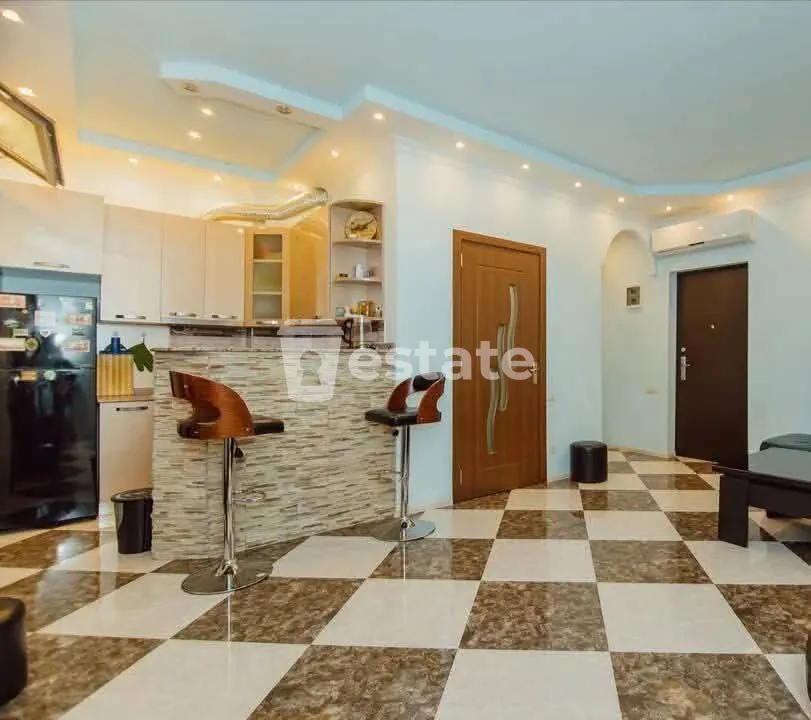 Selling a cozy 2+1 apartment near the Alley of Heroes — photo 3