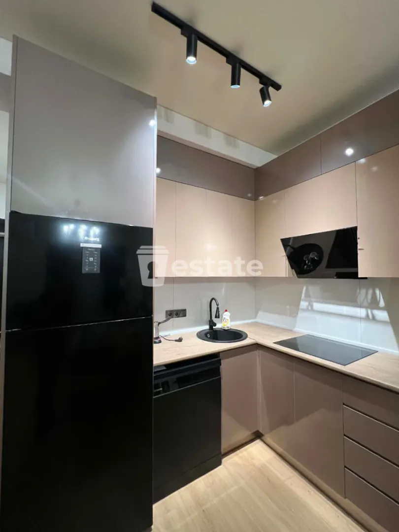 Comfortable 2+1 apartment for rent near Old Batumi — photo 3