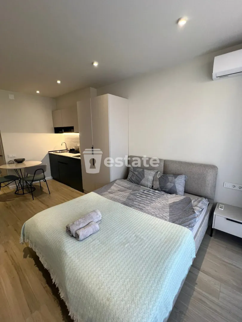 Selling a modern studio near Grand Mall — photo 3