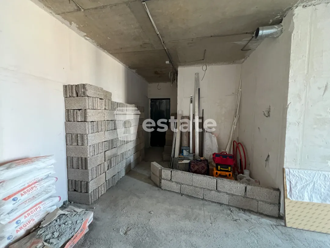 Selling a bright 1+1 in white frame construction — photo 6