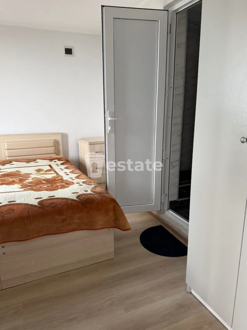 Renting out 1+1 (2nd floor of the building) in Machinjauri — photo 4