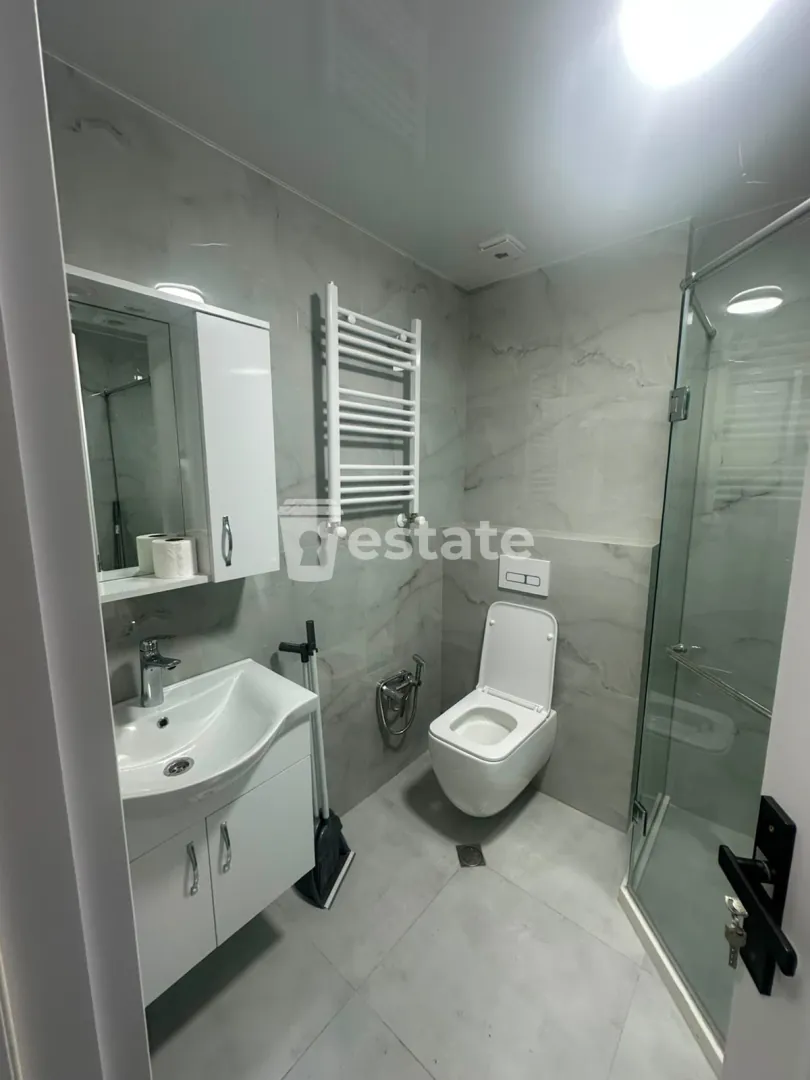 Spacious studio for rent on Heroes Alley — photo 7