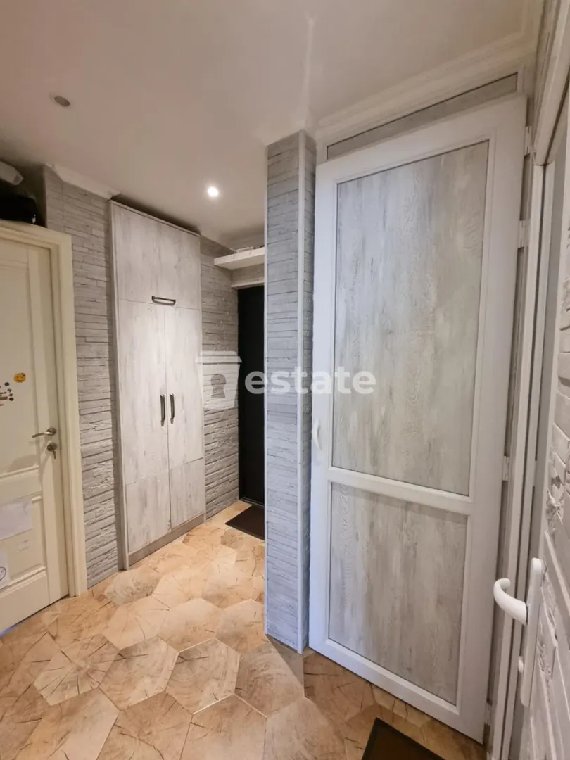 Renting a comfortable 2+1 in old Batumi — photo 8