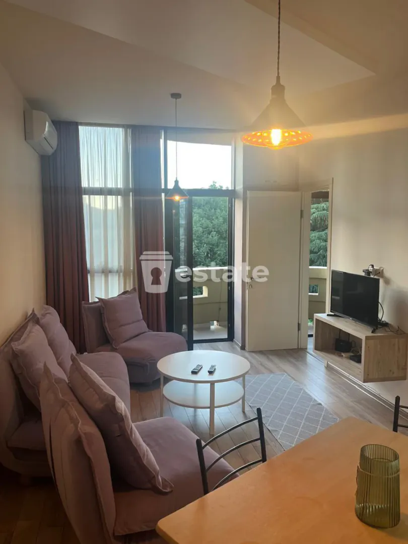 Cozy 1+1 apartment for rent in old Batumi — photo 1