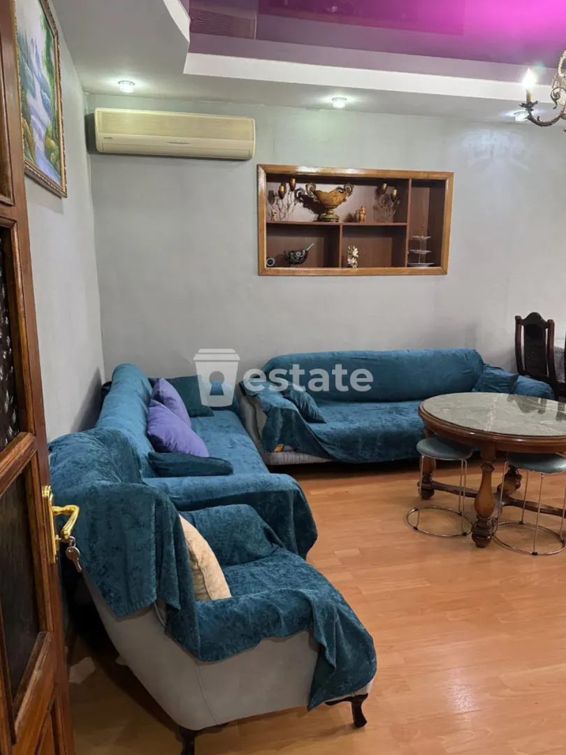Spacious 2+1 apartment for rent in Batumi center — photo 2