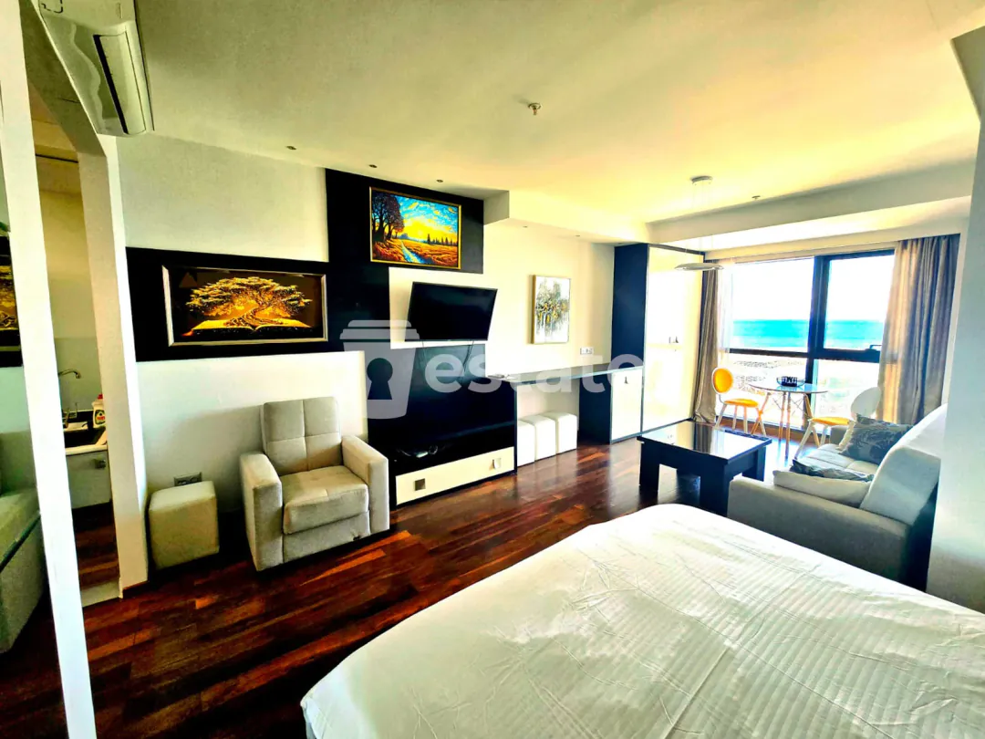 Spacious studio for rent in Porta Tower — photo 2