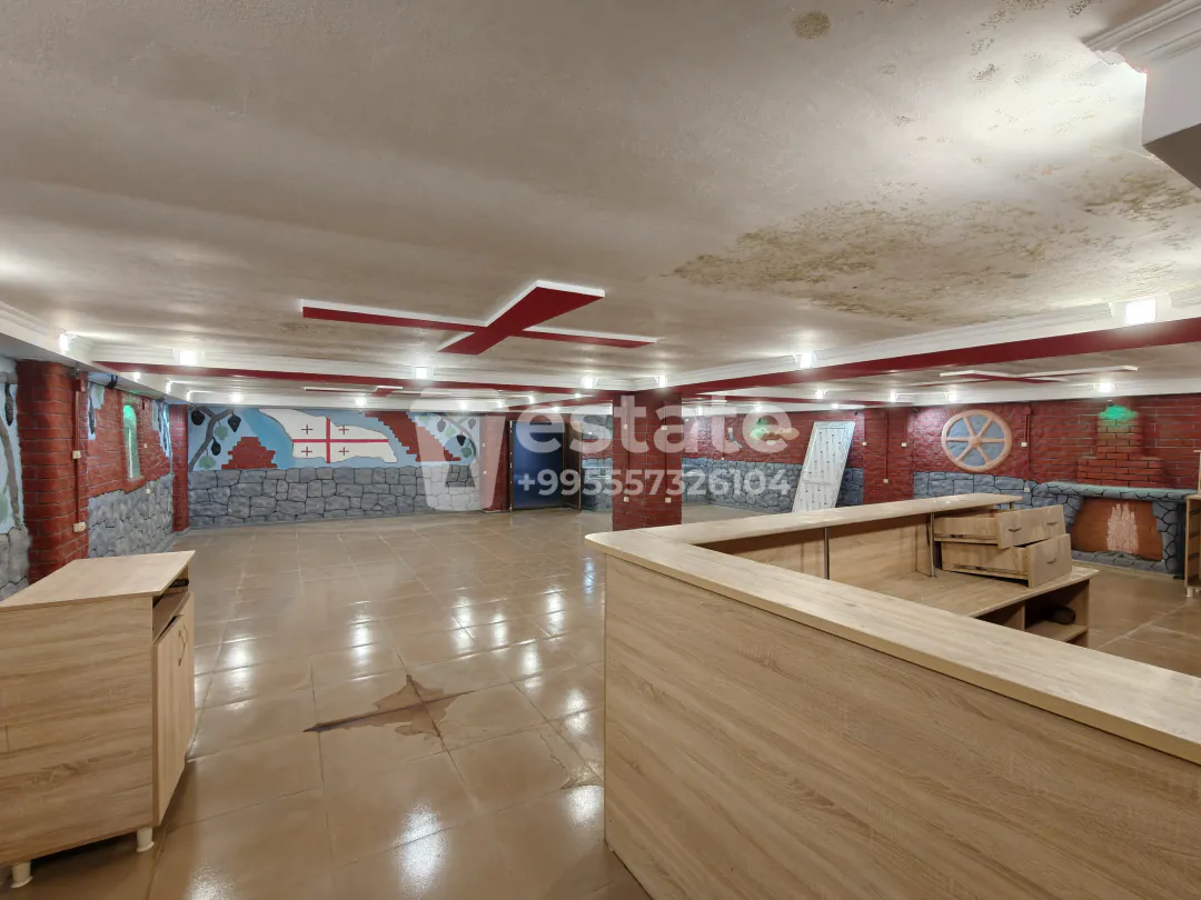 Large commercial space for rent — photo 7
