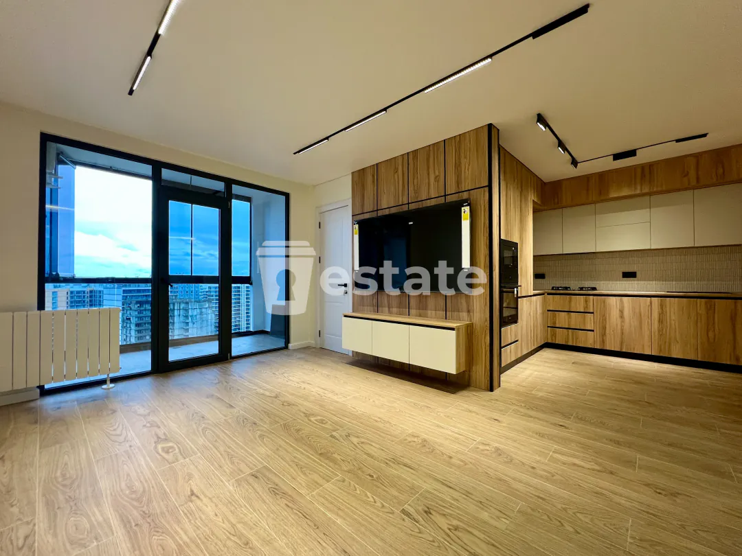 Selling modern 2+1 near the new boulevard — photo 1