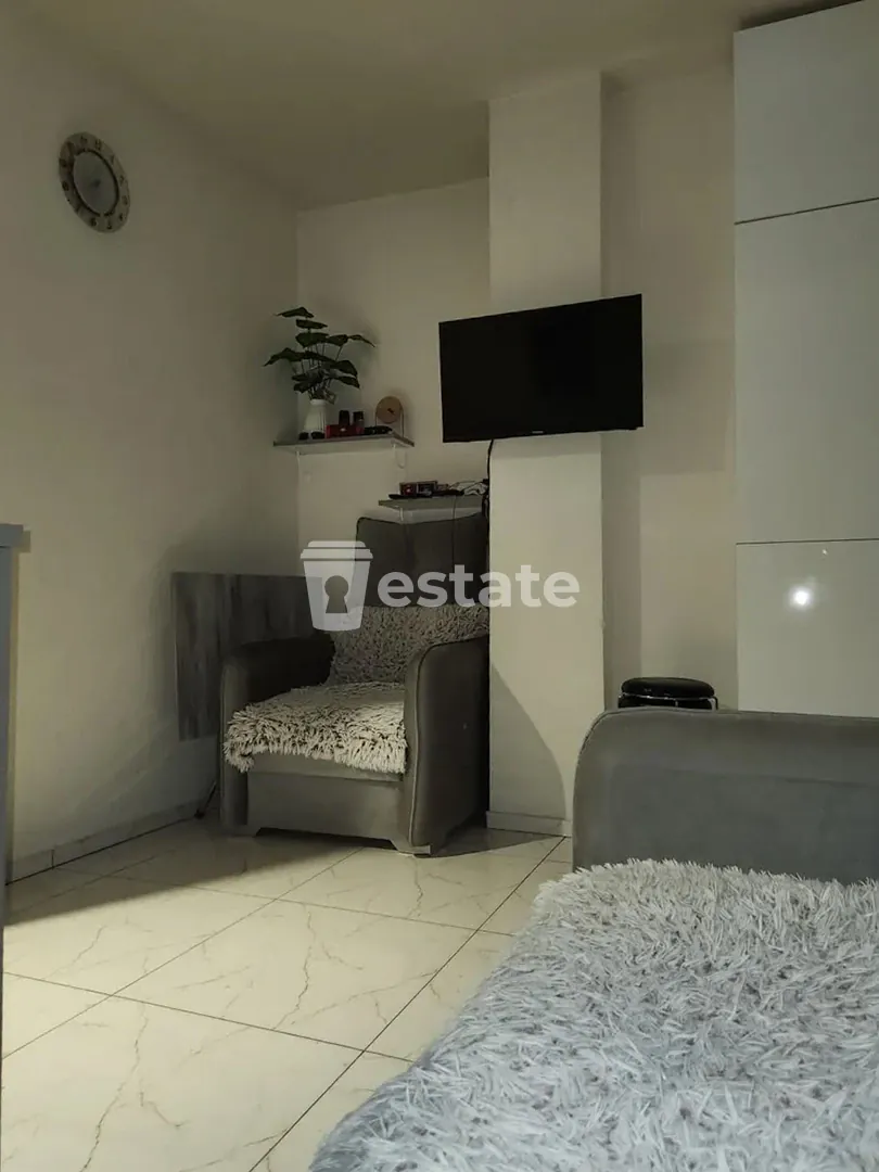 Cozy studio for sale — photo 2