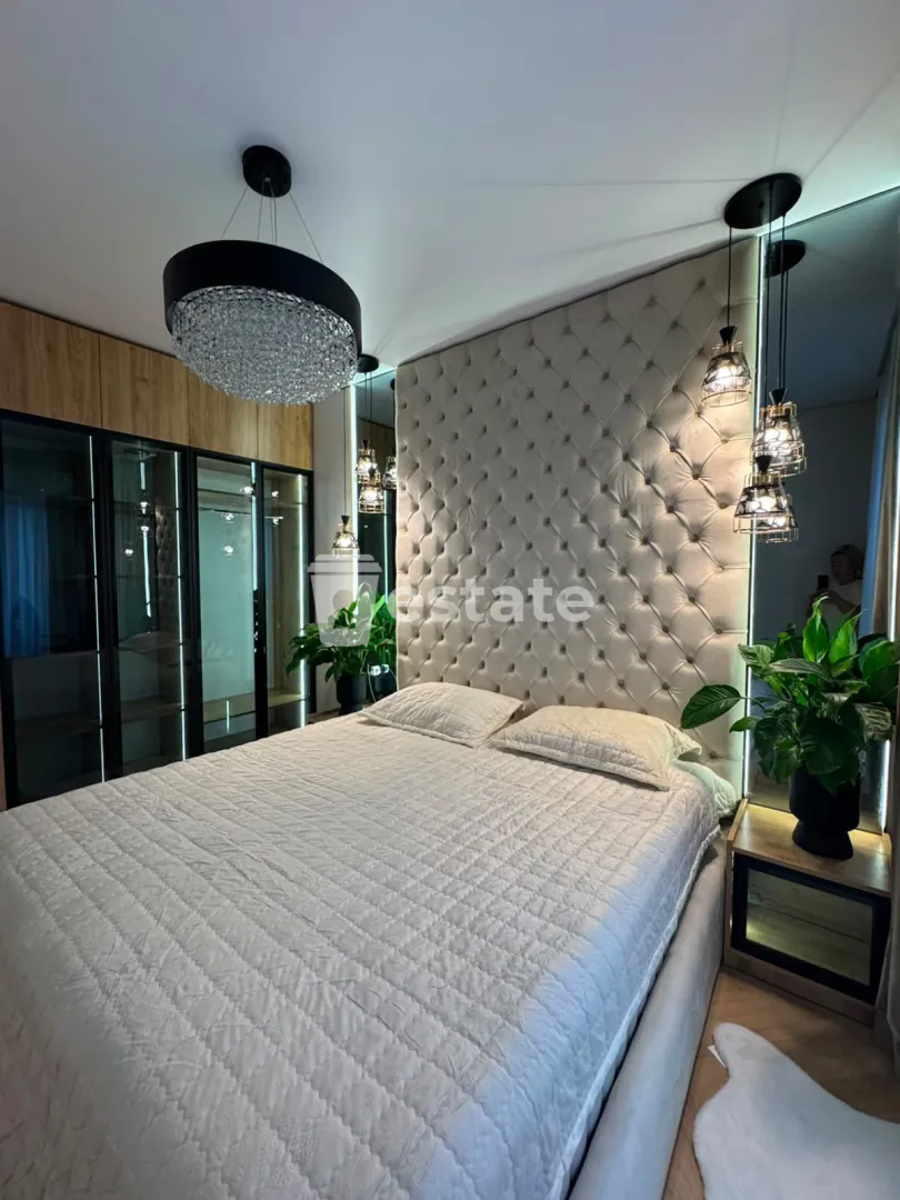 Selling a stylish 2+1 apartment on Heroes Alley — photo 5
