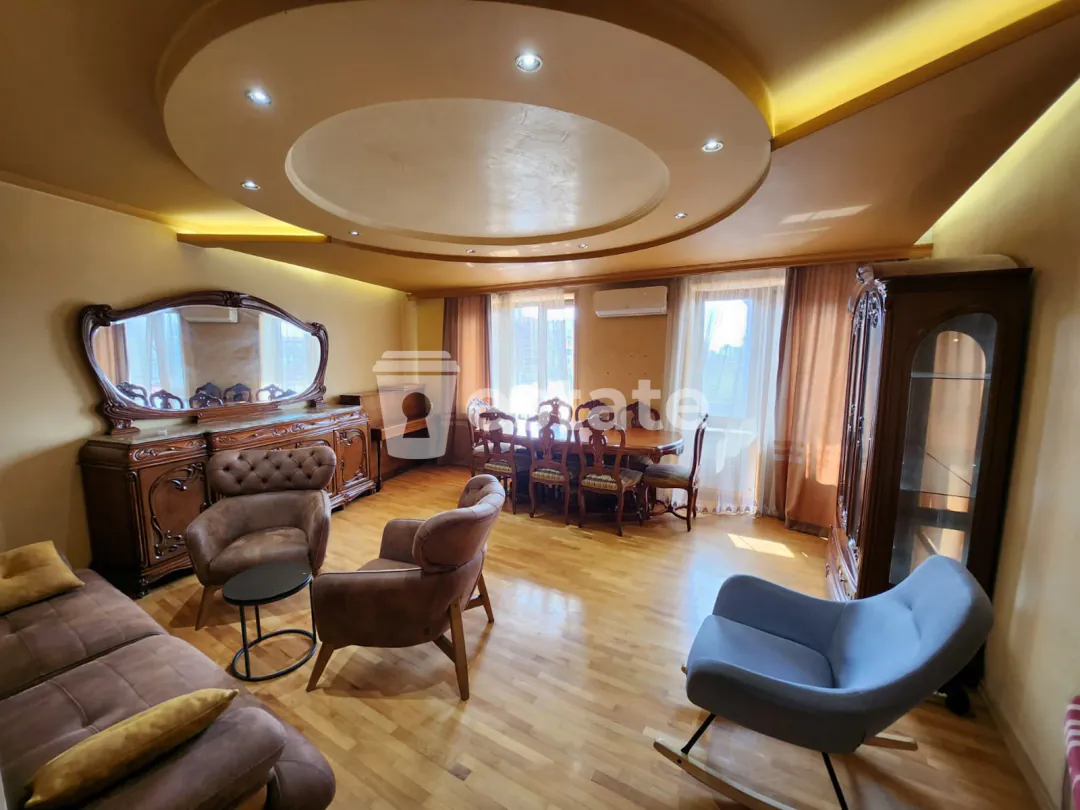 Spacious 2+1 for rent near old Batumi — photo 1
