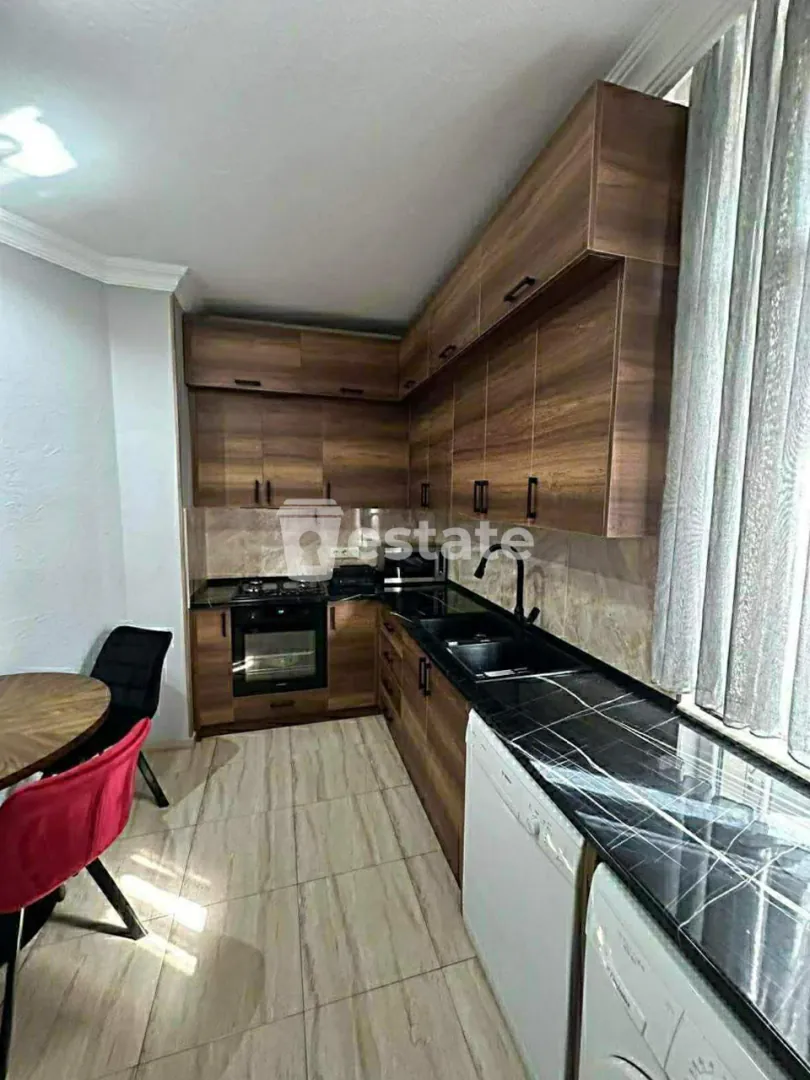 Selling a comfortable 2+1 in old Batumi — photo 3